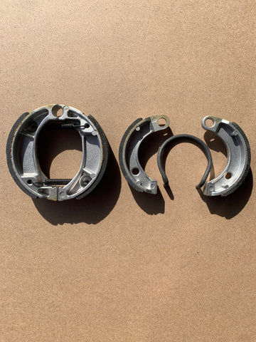 Bremsbacken vorne und hinten: Honda QR50 QR 50 (1993-2000)